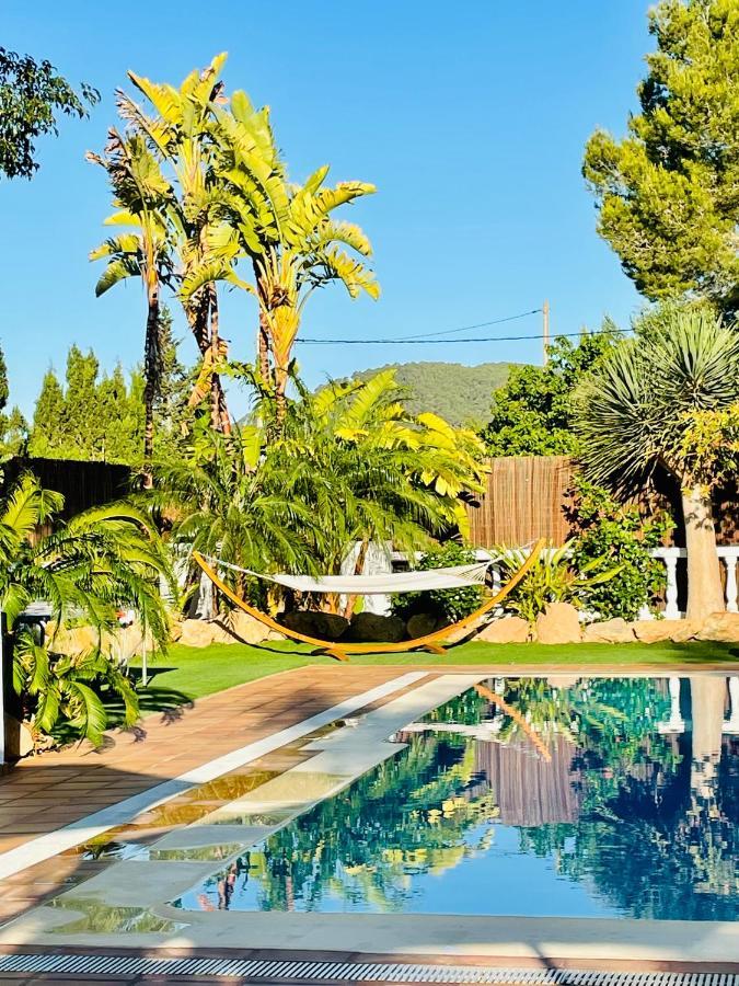 Villa Con Piscina Gigante Sant Francesc de s'Estany المظهر الخارجي الصورة
