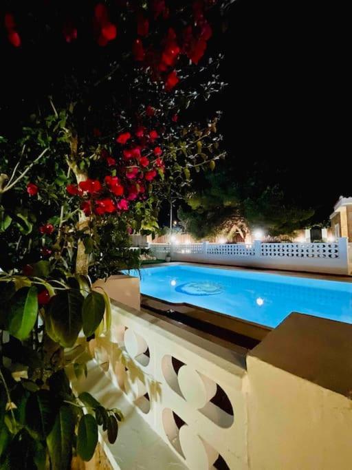 Villa Con Piscina Gigante Sant Francesc de s'Estany المظهر الخارجي الصورة